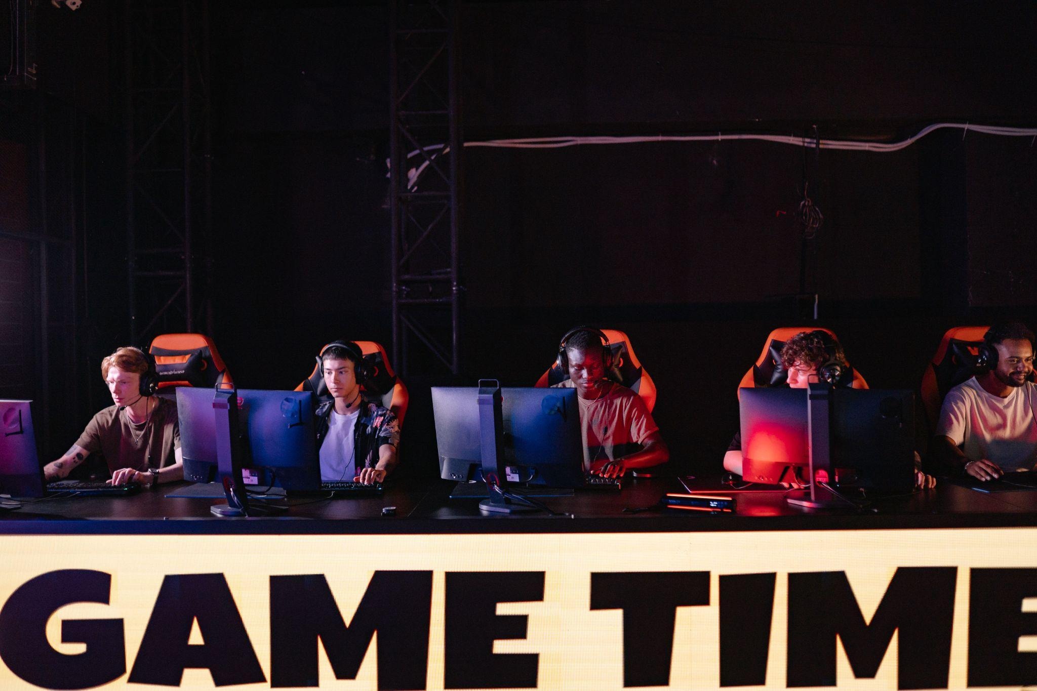 live digital games
